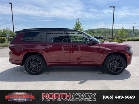 New 2026 Jeep Grand Cherokee L Summit AWD/4WD image 24