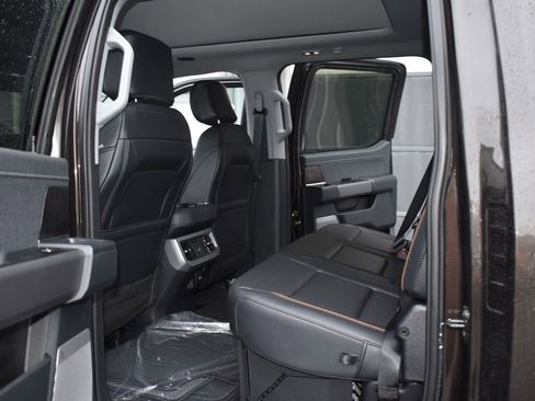 New 2025 Ford F350 Lariat w/ Lariat Ultimate Package image 19