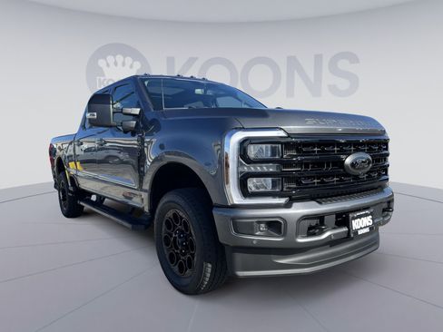 Used 2024 Ford F350 Lariat w/ Lariat Ultimate Package image 10