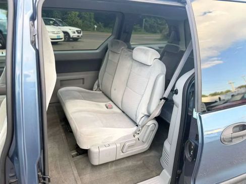 Used 2006 Ford Freestar SE FWD image 10
