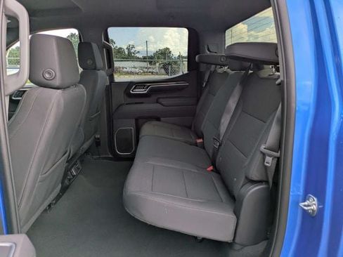 Used 2025 Chevrolet Silverado 1500 LT AWD/4WD image 14