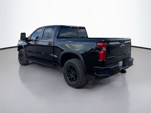Used 2023 Chevrolet Silverado 1500 ZR2 w/ Technology Package AWD/4WD image 5