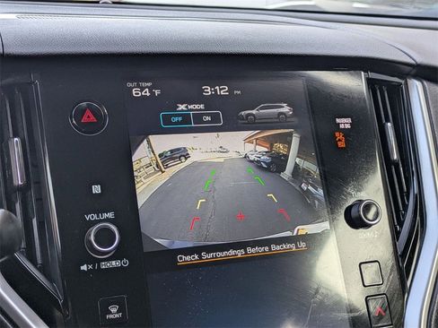 Used 2024 Subaru Outback Premium image 19