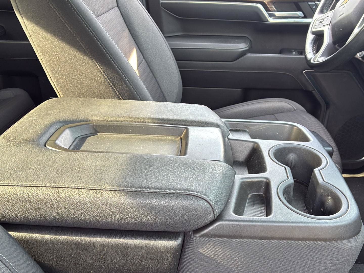 Used 2023 Chevrolet Silverado 1500 LT w/ Protection Package AWD/4WD image 13
