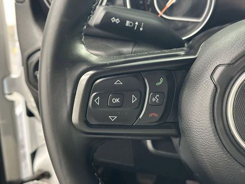 Used 2020 Jeep Wrangler Sport image 14
