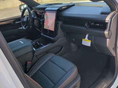 New 2026 GMC Yukon XL AT4 image 37