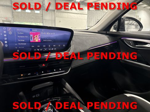 Used 2025 Buick Envision Sport Touring AWD/4WD image 11