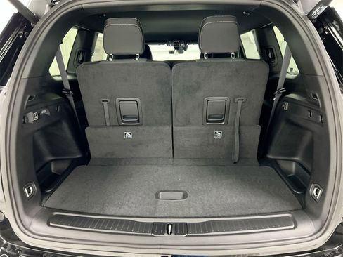 New 2025 Jeep Grand Cherokee L Laredo w/ Luxury Tech Group I image 21