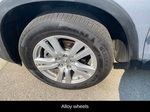 Used 2017 Honda Pilot LX image 11