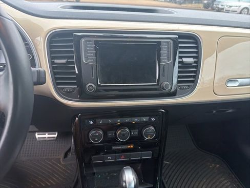 Used 2019 Volkswagen Beetle 2.0T Final Edition SEL image 12