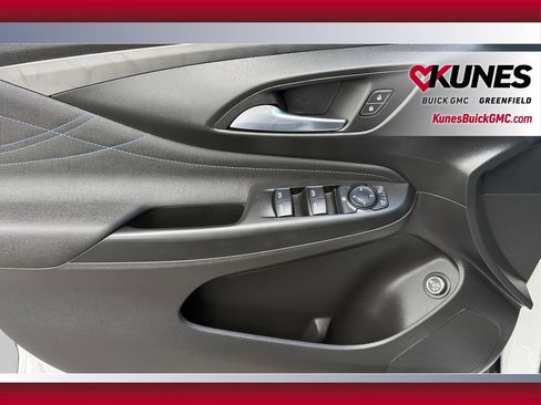 Used 2025 Buick Envista Sport Touring w/ Experience Buick Package FWD image 24