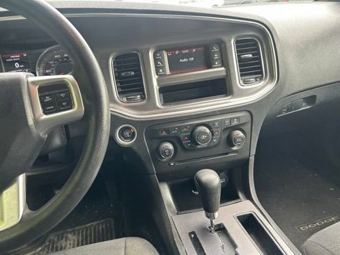 Used 2012 Dodge Charger SE RWD image 14