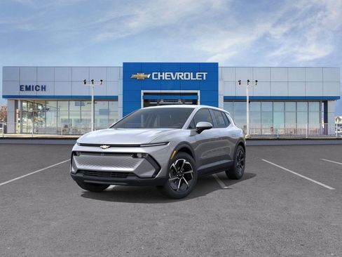 New 2026 Chevrolet Equinox EV LT image 8