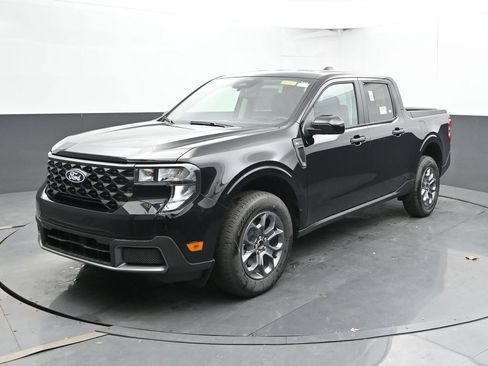 New 2026 Ford Maverick XLT w/ Equipment Group 301A AWD/4WD image 7