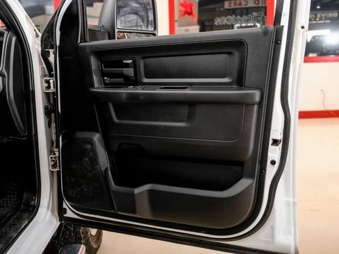 Used 2024 RAM 3500 Tradesman w/ Chrome Appearance Group AWD/4WD image 52