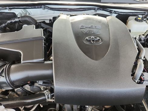 Used 2021 Toyota Tacoma PK image 15