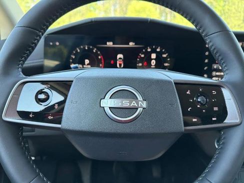 Certified 2025 Nissan Murano SV w/ Cargo Package AWD/4WD image 10