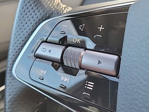 Certified 2023 Nissan Ariya FWD image 29