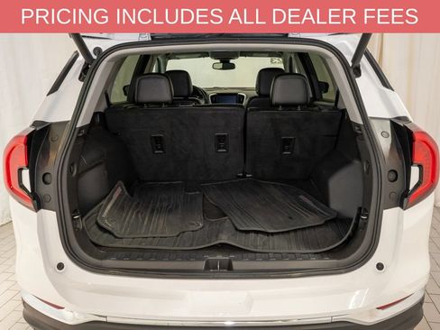 Used 2023 GMC Terrain SLT AWD/4WD image 5