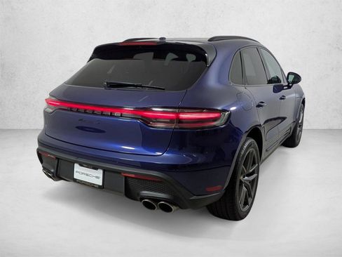 Certified 2023 Porsche Macan S AWD/4WD image 9