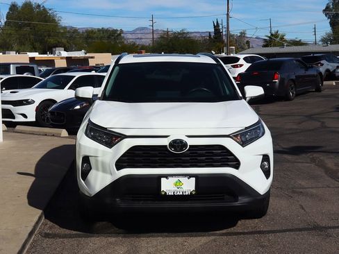 Used 2019 Toyota RAV4 XLE image 16