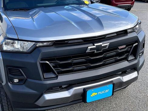 Used 2024 Chevrolet Colorado Trail Boss AWD/4WD image 32