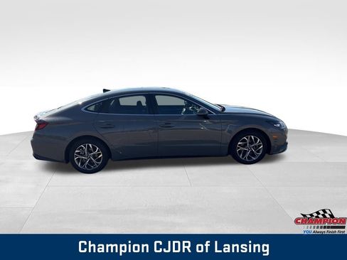 Used 2022 Hyundai Sonata SEL image 13