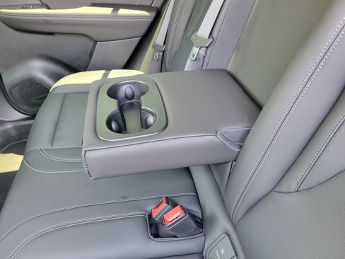 Certified 2025 Buick Envision Preferred AWD/4WD image 33