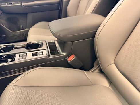 New 2026 Subaru Outback Limited image 15