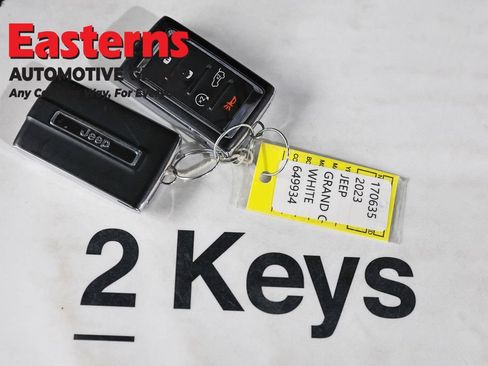 Used 2023 Jeep Grand Cherokee 4WD 4xe image 29