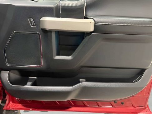 Used 2019 Ford F150 Lariat AWD/4WD image 11
