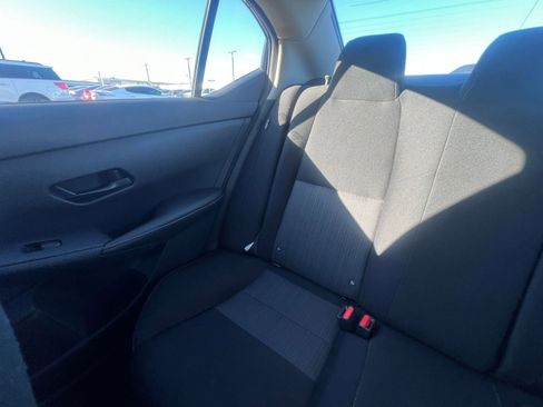 Used 2025 Nissan Sentra SV image 39