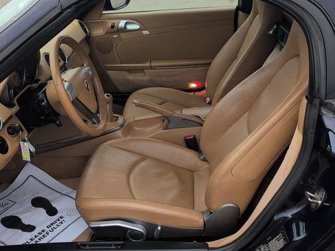 Used 2005 Porsche Boxster RWD image 17