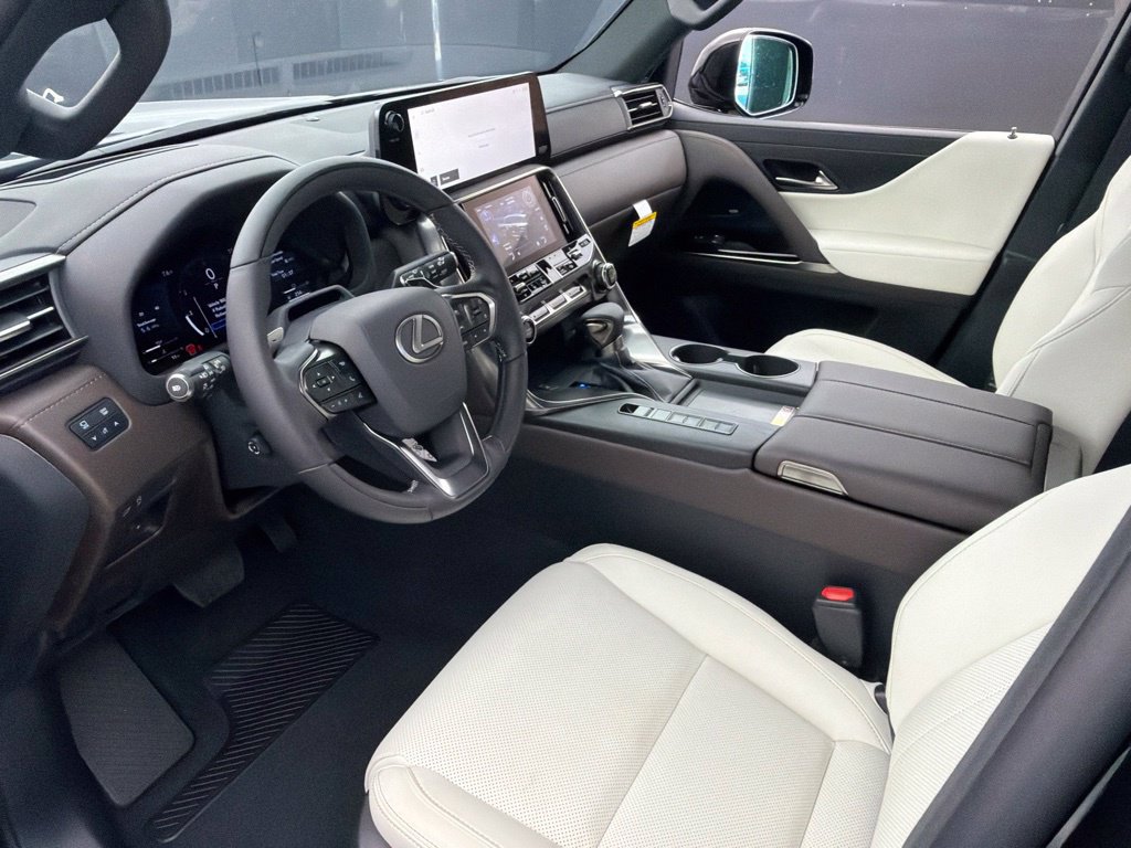 New 2026 Lexus LX 600 4WD w/ Appearance Package image 10