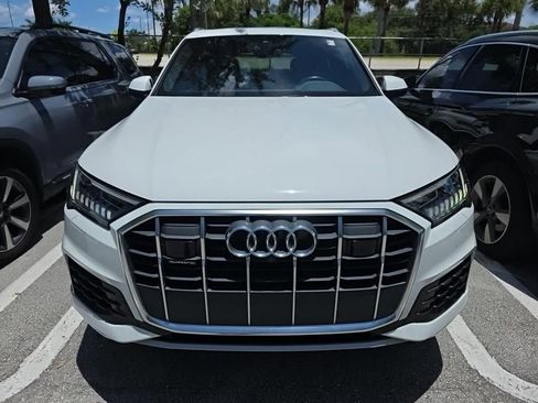 Used 2023 Audi Q7 2.0T Premium Plus w/ Premium Plus Package AWD/4WD image 10
