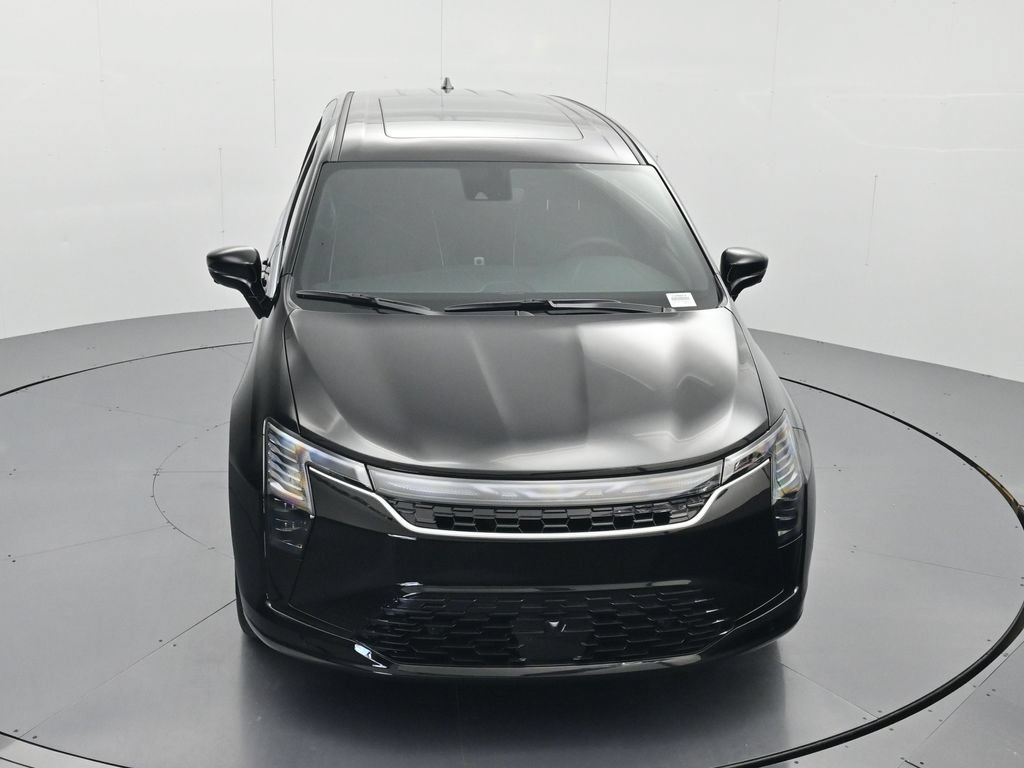 New 2027 Chrysler Pacifica Limited w/ Family Tech Group FWD image 32