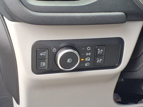 New 2024 Ford Escape SE image 19