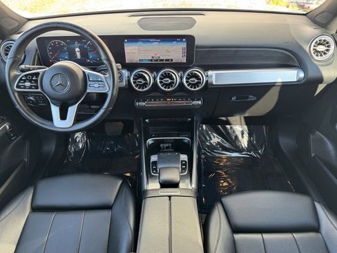Certified 2020 Mercedes-Benz GLB 250 image 30