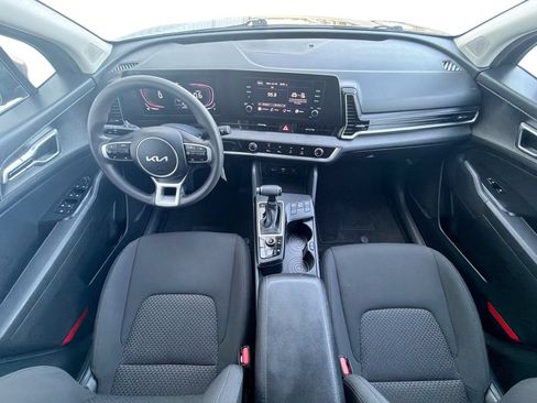 Used 2024 Kia Sportage LX AWD/4WD image 21