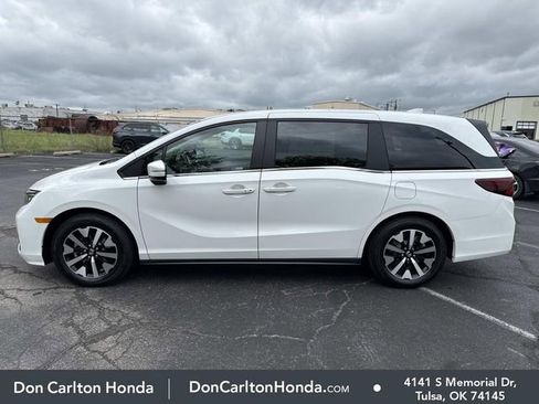 New 2026 Honda Odyssey EX-L image 9
