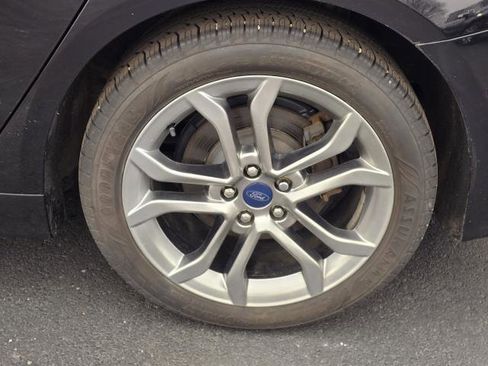 Used 2020 Ford Fusion Titanium image 5