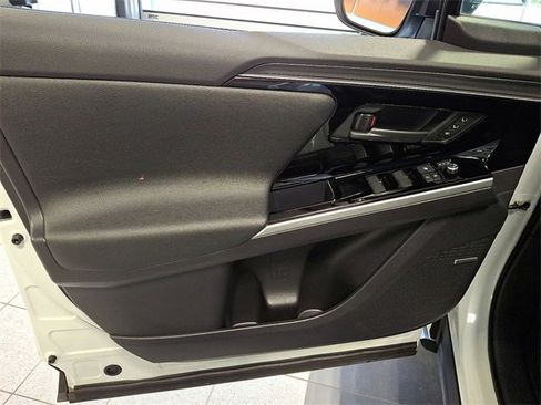 Certified 2024 Subaru Solterra Touring image 12