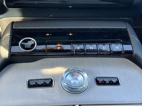 New 2025 Lincoln Navigator L Reserve w/ Jet Appearance Package image 26