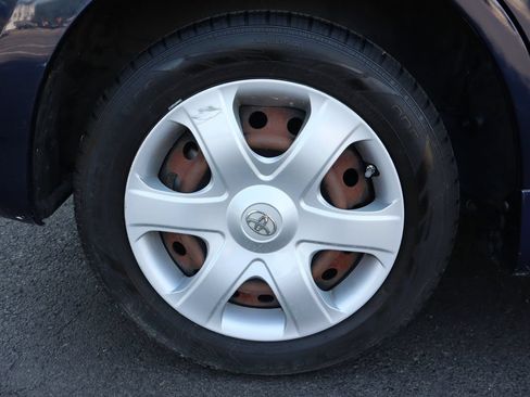 Used 2009 Toyota Matrix FWD image 40