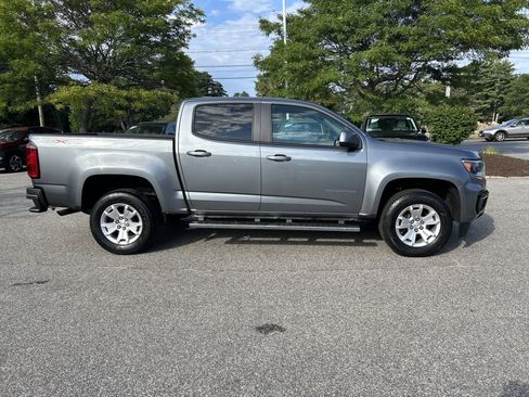 Used 2022 Chevrolet Colorado LT AWD/4WD image 4