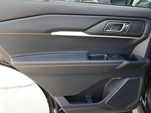 New 2026 Ford Explorer Tremor w/ Tremor Convenience Package image 15