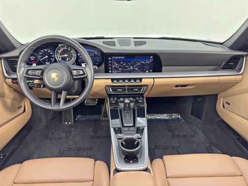 Used 2022 Porsche 911 Targa 4S w/ Premium Package image 11
