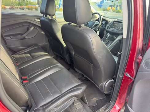 Used 2015 Ford Escape SE w/ Equipment Group 201A AWD/4WD image 15