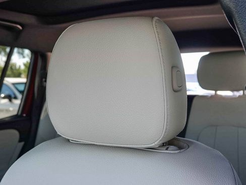 New 2026 Mercedes-Benz GLB 250 image 24