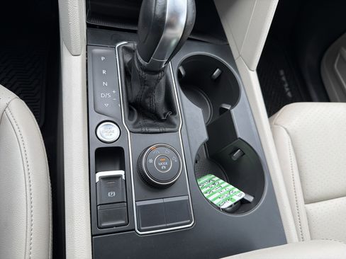 Used 2019 Volkswagen Atlas SE AWD/4WD image 26